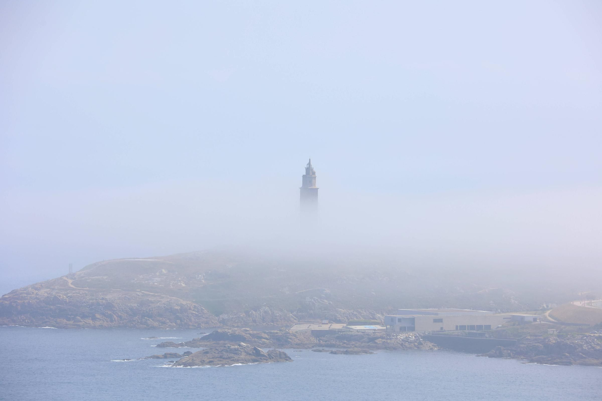 Julio arranca con días de niebla en A Coruña