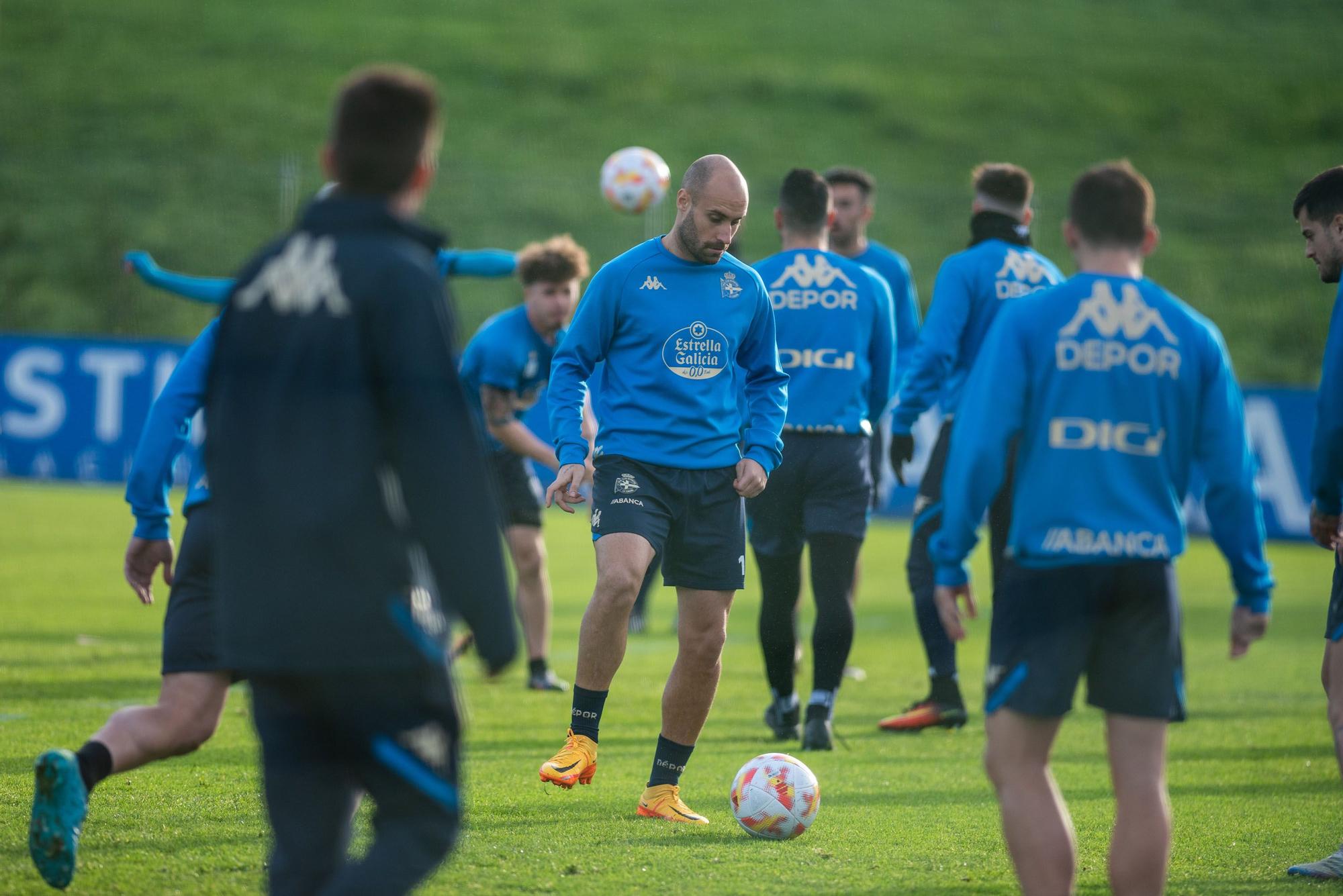 Deportivo: Óscar Cano rebaja la intensidad del entrenamiento