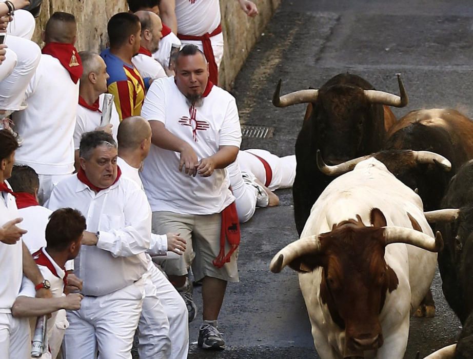 El primer ''encierro'' dels Sanfermines 2016