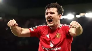 El Manchester United renueva a su central 'maldito'