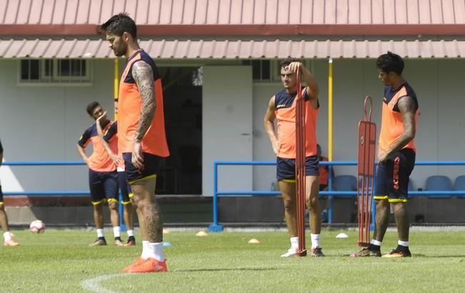 ENTRENAMIENTO DE LA UD LAS PALMAS Y ENTREVISTGA ...