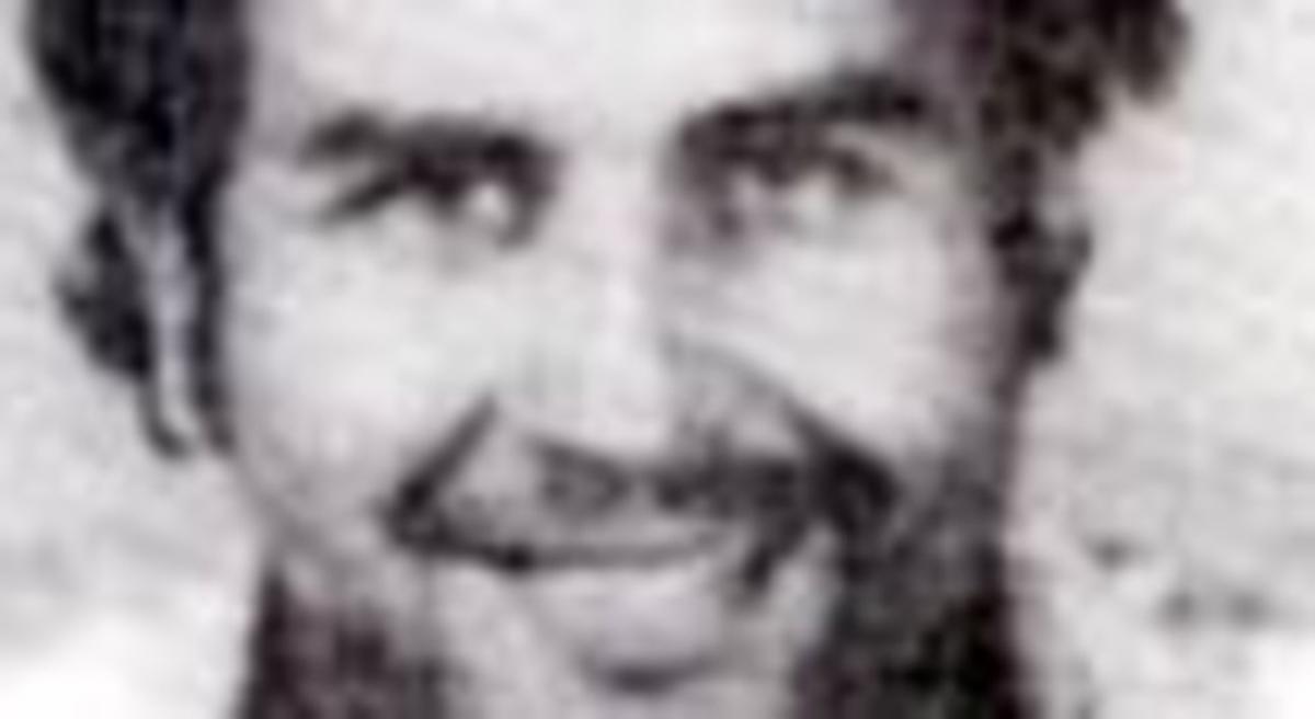 Pablo Escobar, en una fitxa policial del 1976. Pablo Escobar, en una fitxa policial del 1976.