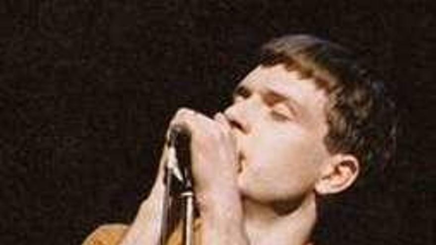 El cantante Ian Curtis. // Efe