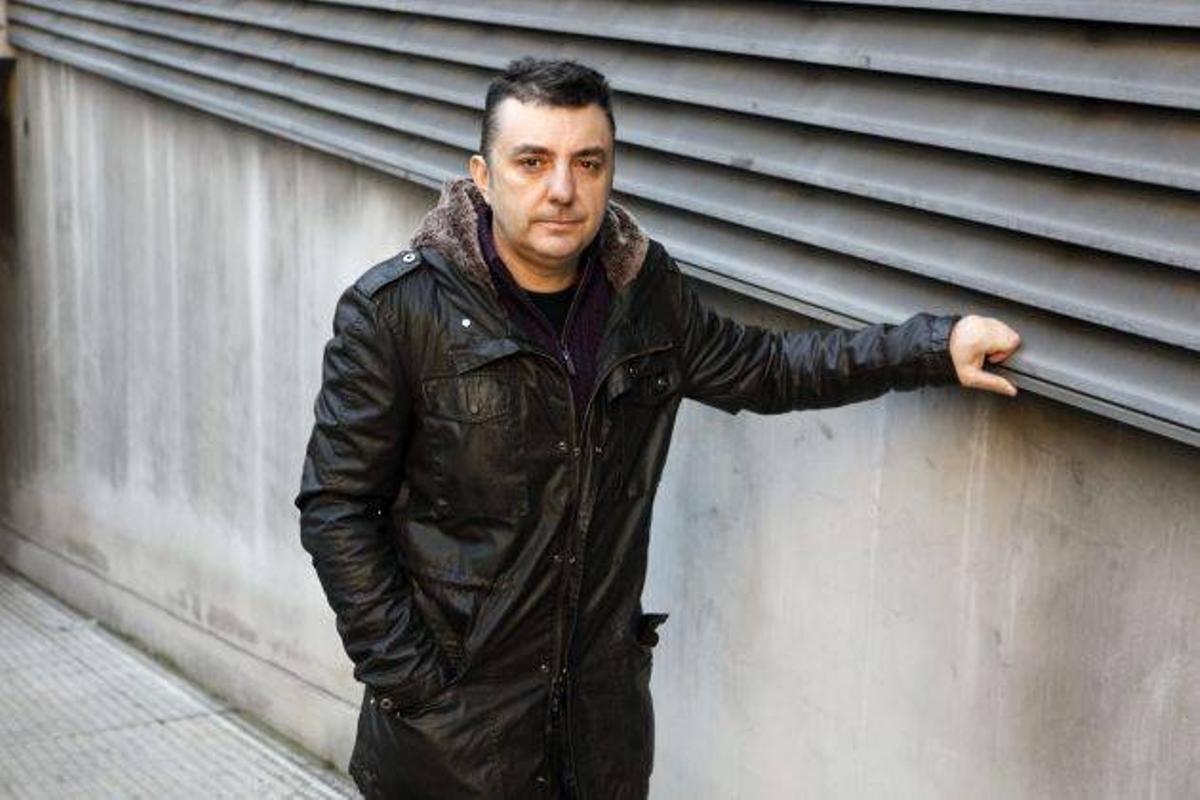 Manuel Vilas  ACABA DE PUBLICAR 'LOS INMORTALES', EDITADO POR ALFAGUARA: "Cuando seamos inmortales, no tendrá sentido la política"