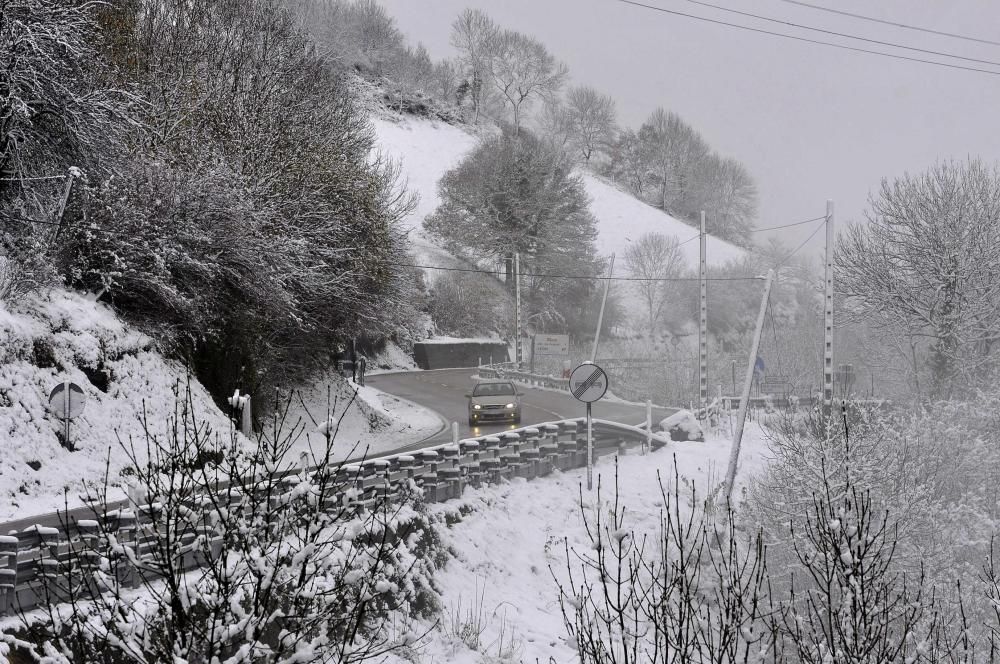 Las primeras nieves del otoño en Asturias