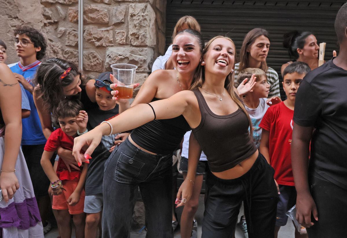 Les millors imatges de la cercavila de la Cabra d'Or, a Moià