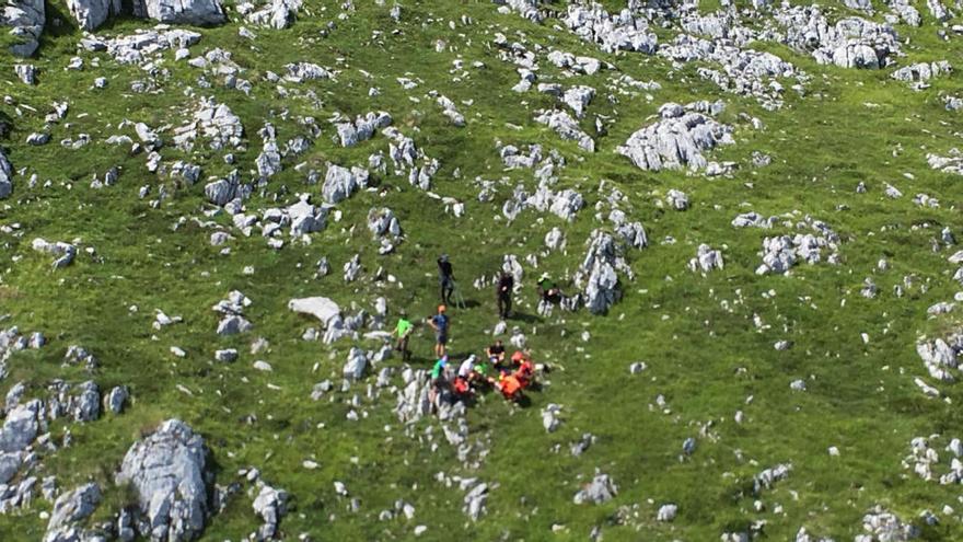 Rescatan a un senderista herido en los Picos de Europa