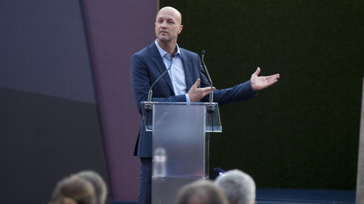 Jordi Cruyff durante la inauguración de la estatua de su padre