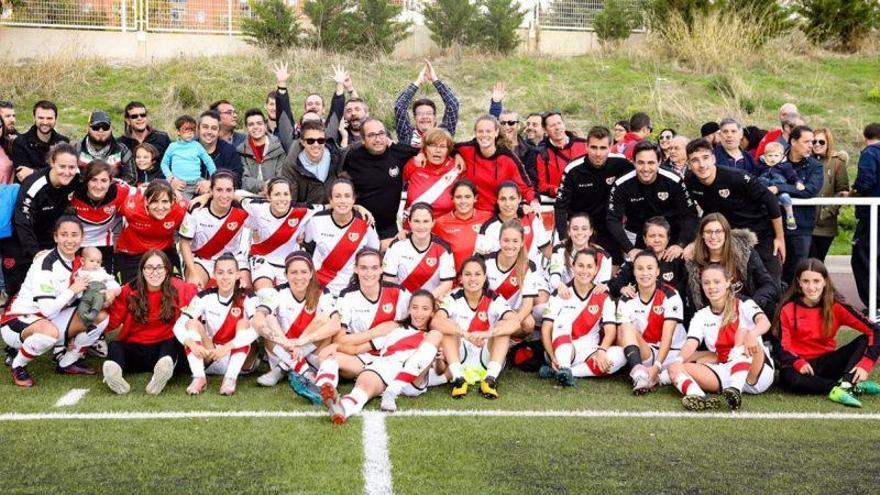 Las redes saltan contra Errejón por un tuit sobre el fútbol femenino
