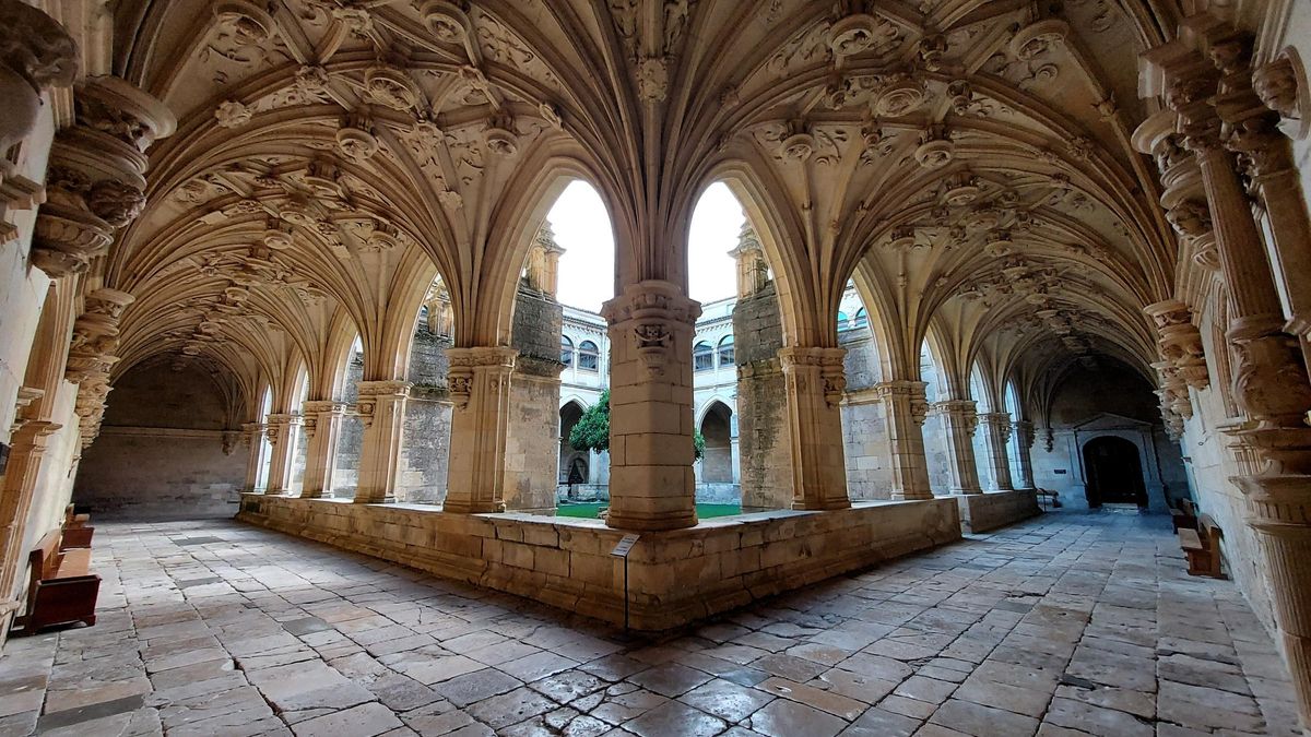 Claustro del Monasterio de San Zoilo.