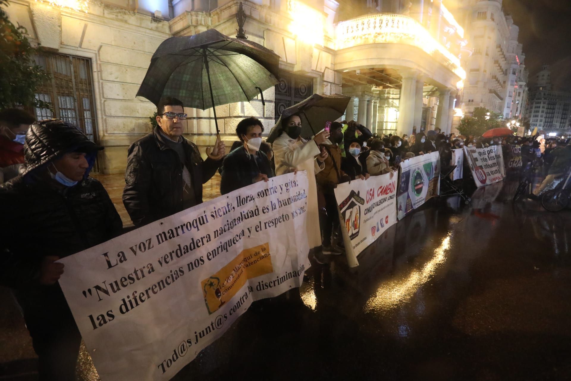 Manifestación en València por el Día Mundial de las Migraciones