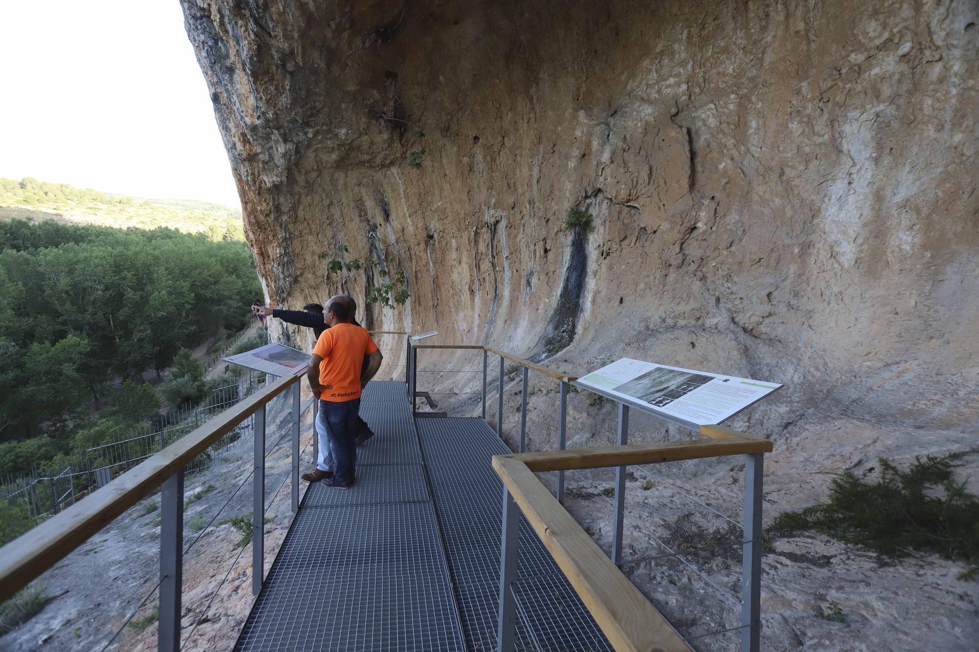 Cueva de La Petxina, Bell�s 15.JPG