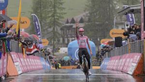 Tadej Pogacar, quinta victoria en el Giro.