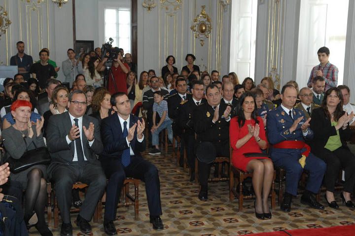 DIA DE LOS BOMBEROS. ENTREGA DE DISTINCIONES.