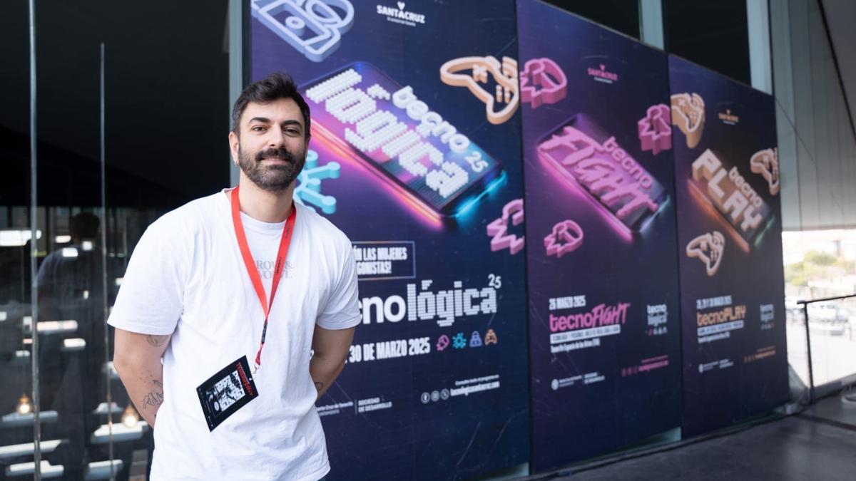 Modesto García tras su ponencia en TenchNoir