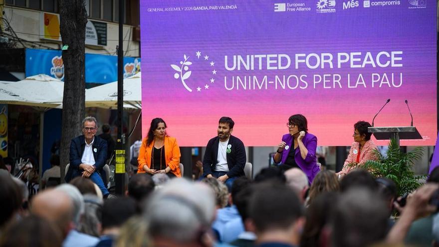 Compromís se rodea de partidos nacionalistas para alimentar la idea de 'sorpasso'