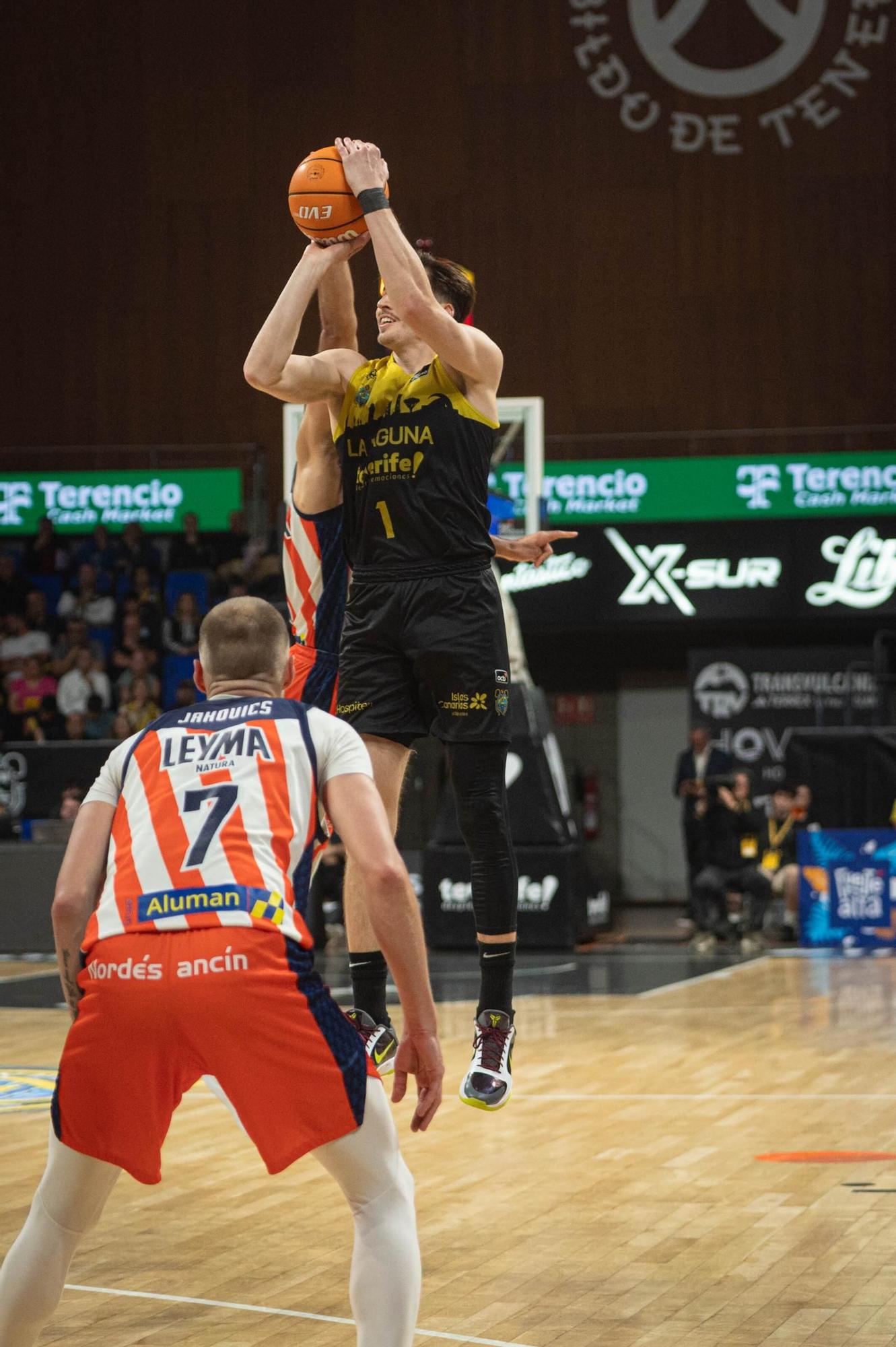 Partido CB Canarias - Leyma Coruña