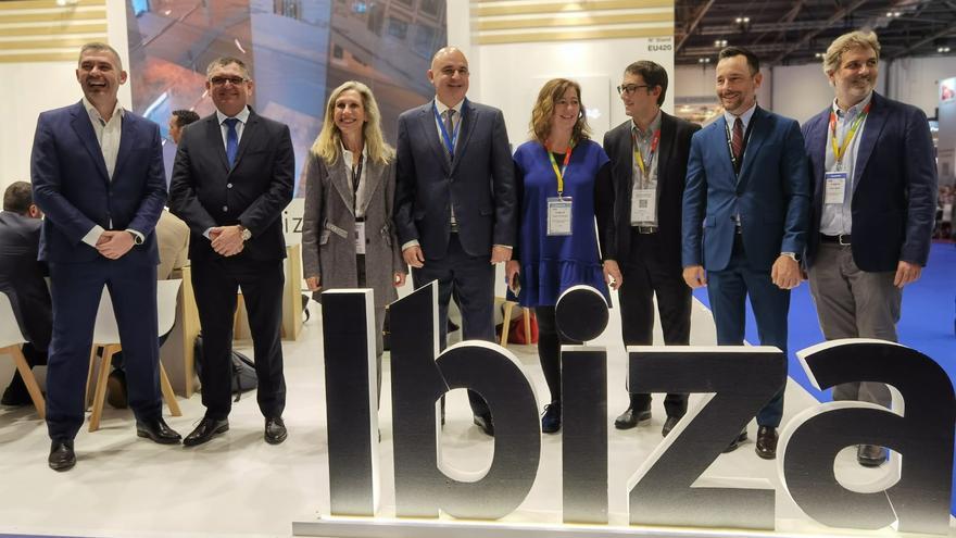 El Consell de Ibiza celebra en la WTM la comercialización de paquetes vacacionales para la última semana de marzo