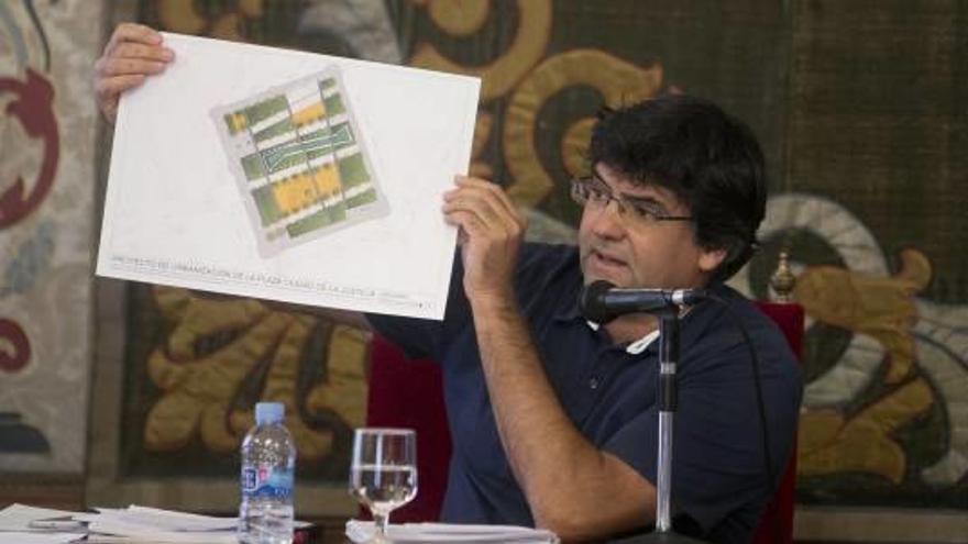 Pavón aprovecha la falta de un edil de C&#039;s para aprobar un asunto ya rechazado