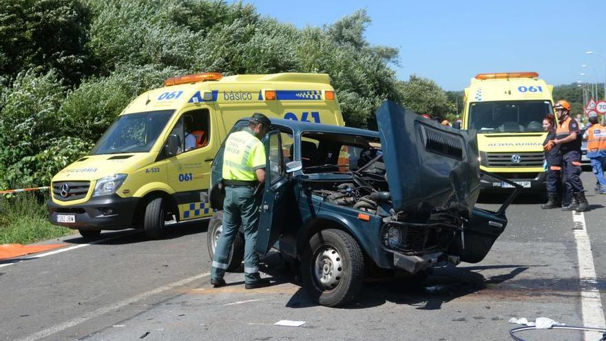 Una fallecida de 52 años y cinco heridos, tres de ellos menores, en una colisión en Caldas