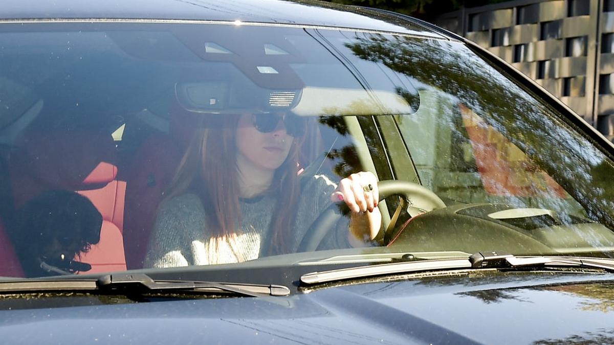 Blanca Suarez sale en coche de casa de Mario Casas