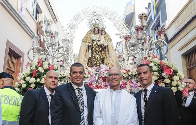 Procesion del Carmen por las calles de La Isleta