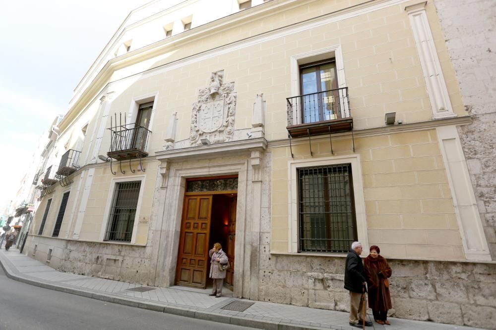 Inauguración de un centro de mayores en Valladolid