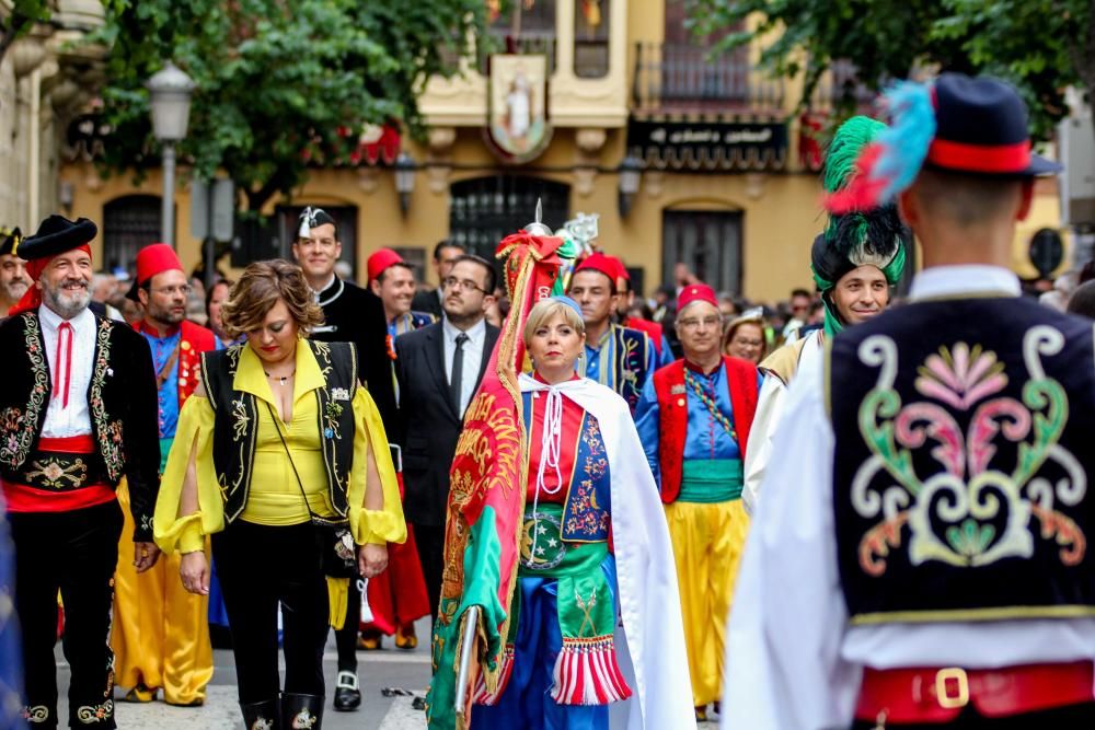 Inicio de las fiestas de Moros y Cristianos de Elda