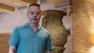 El novelista Toni Hill, el pasado mes de julio.