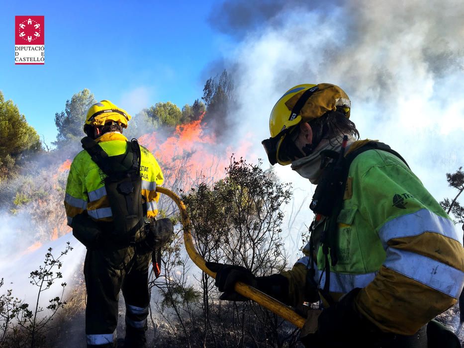 Incendio forestal en Cabanes