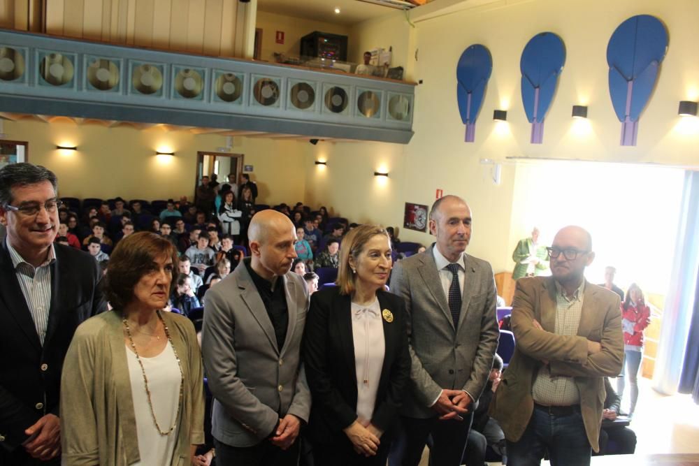 Ana Pastor, presidenta del Congreso de los Diputados, en el Foro Comunicación Escuela de Vegadeo