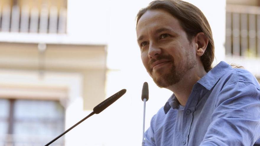 Iglesias interviene en el acto &quot;Somos Región&quot;.