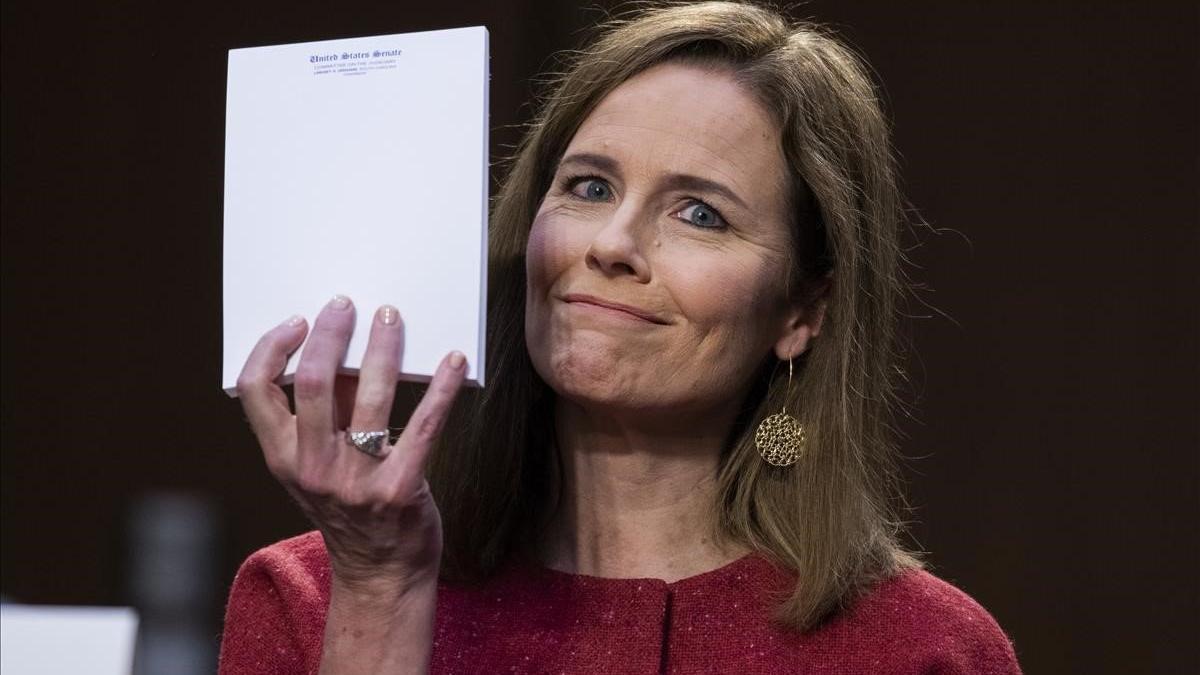 La candidata propuesta por los republicanos al Tribunal Suypremo, Amy Coney Barrett, durante su comparecencia en el Senado.