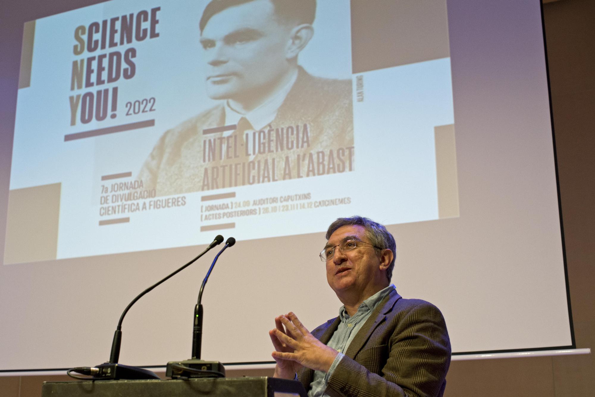 Science Needs You! omple l’Auditori Caputxins de Figueres per parlar d’Intel·ligència Artificial