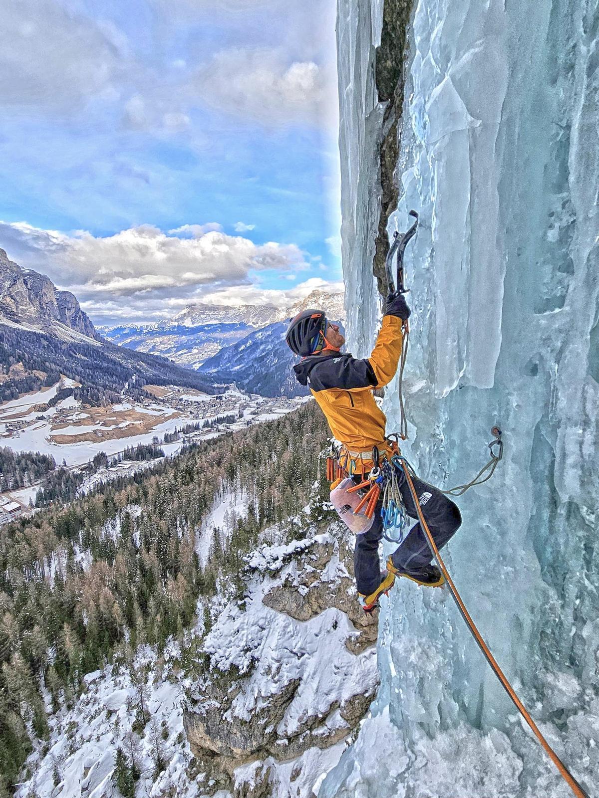 Los hermanos Pou se encuentran actualmente escalando en hielo en las Dolomitas
