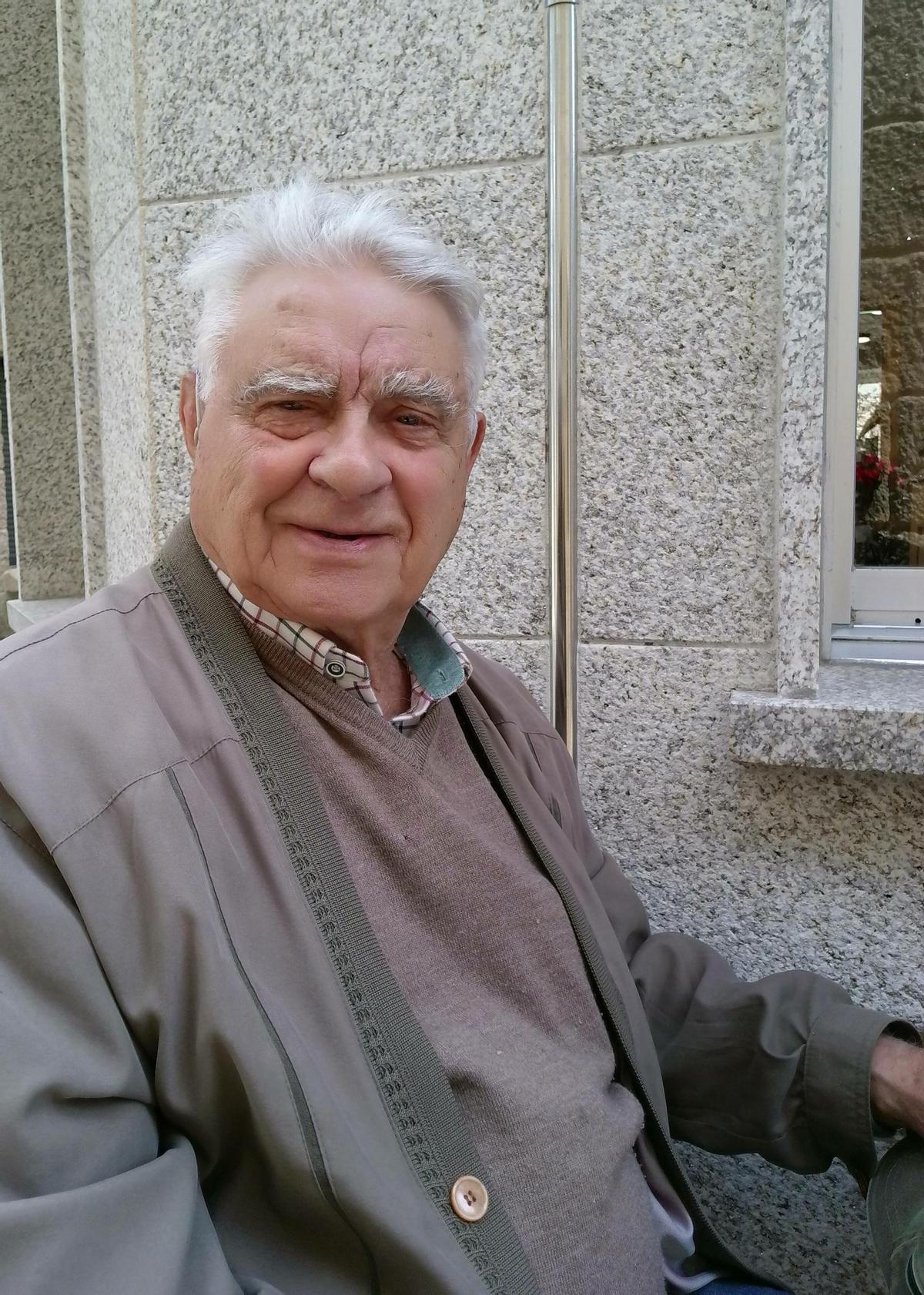 El carpintero ebanista cangués Martín "Culío" González González.