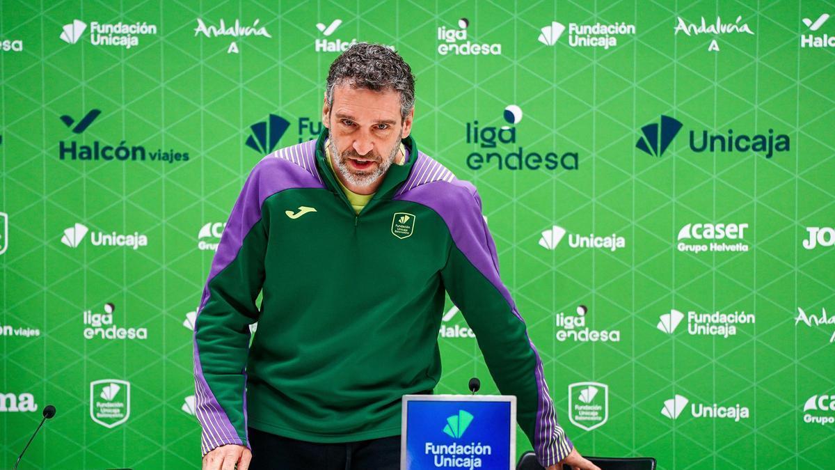 Ibon Navarro, en la sal de prensa del Palacio Martín Carpena