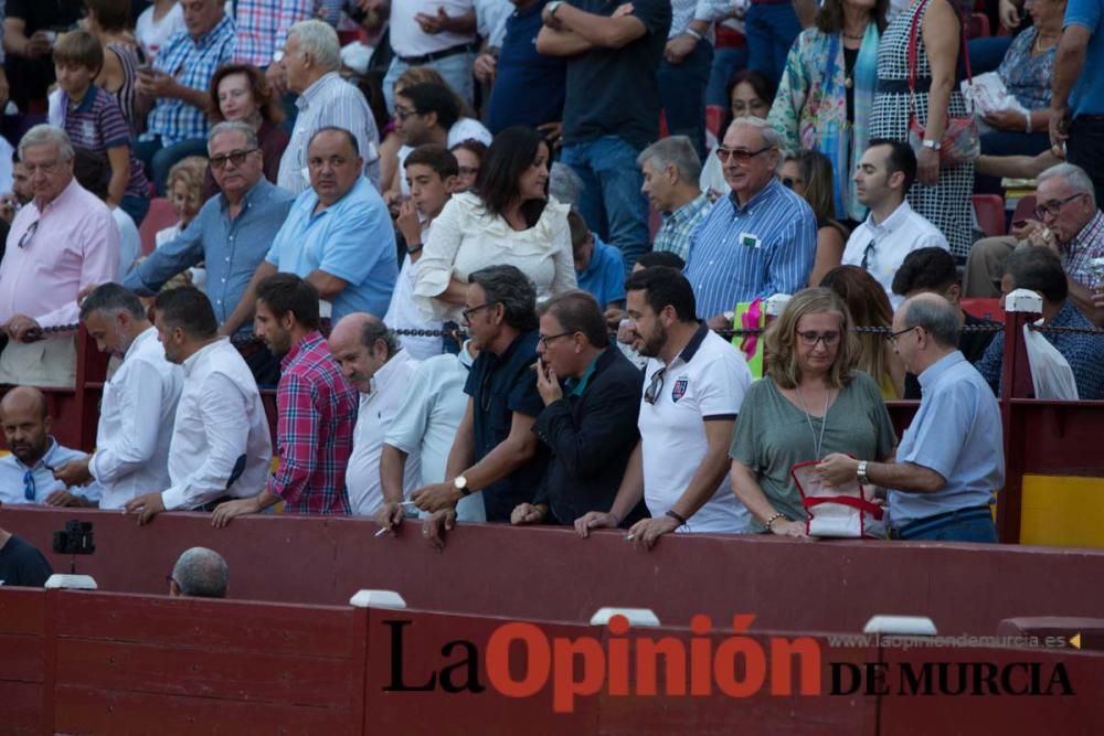 Ambiente en la corrida de rejones de la Feria de M