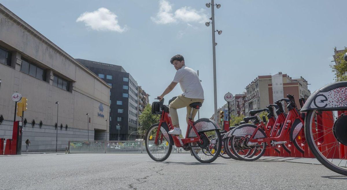 Els barcelonins, a favor d’integrar els serveis de bicis Els barcelonins, a favor d’integrar els serveis de bicis