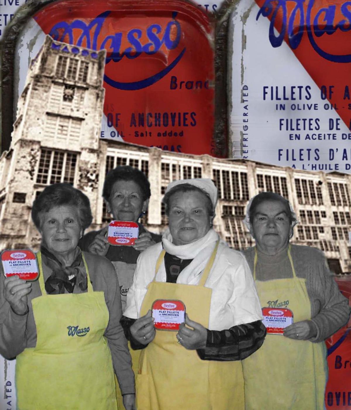 Mulleres da conserva coas latas na man.   | // A CEPA/NURIA GUARDIOLA