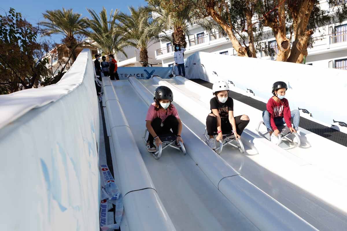 Tobogán de hielo en Sant Antoni