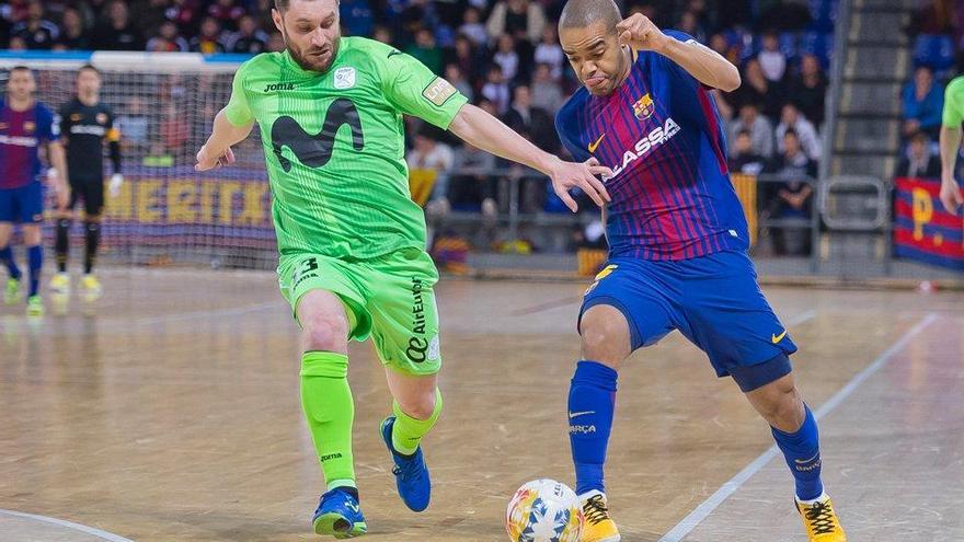 Un lance del partido de ayer entre el FC Barcelona y el Movistar Inter, en el Palau. // @InterMovistar