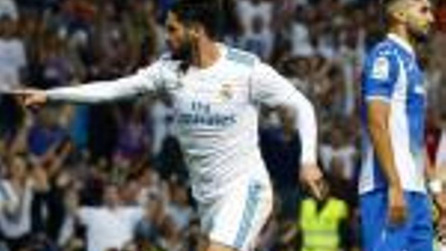 Isco, celebrant un del seus gols d&#039;anit al Bernabéu.