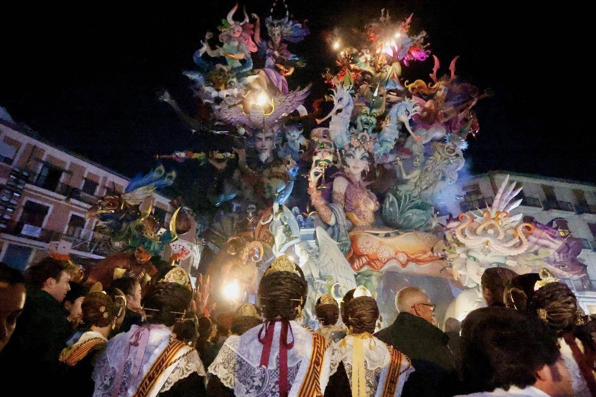 Convento Jerusalén-Matemático Marzal, con un monumento de David Sánchez Llongo titulado '¡Redimonis!', gana el primer premio de Especial de Fallas 2026