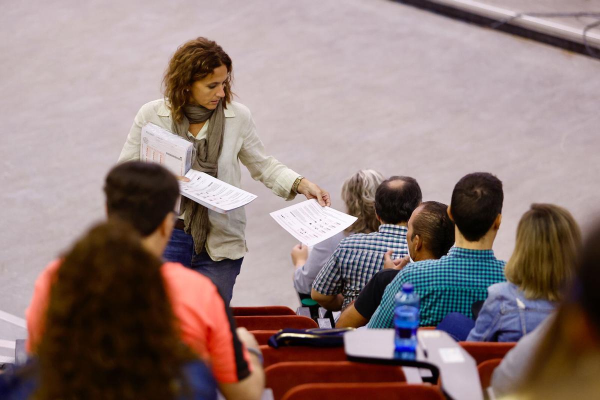 En el campus de rabanales, examen 19 plazas portero oposiciones