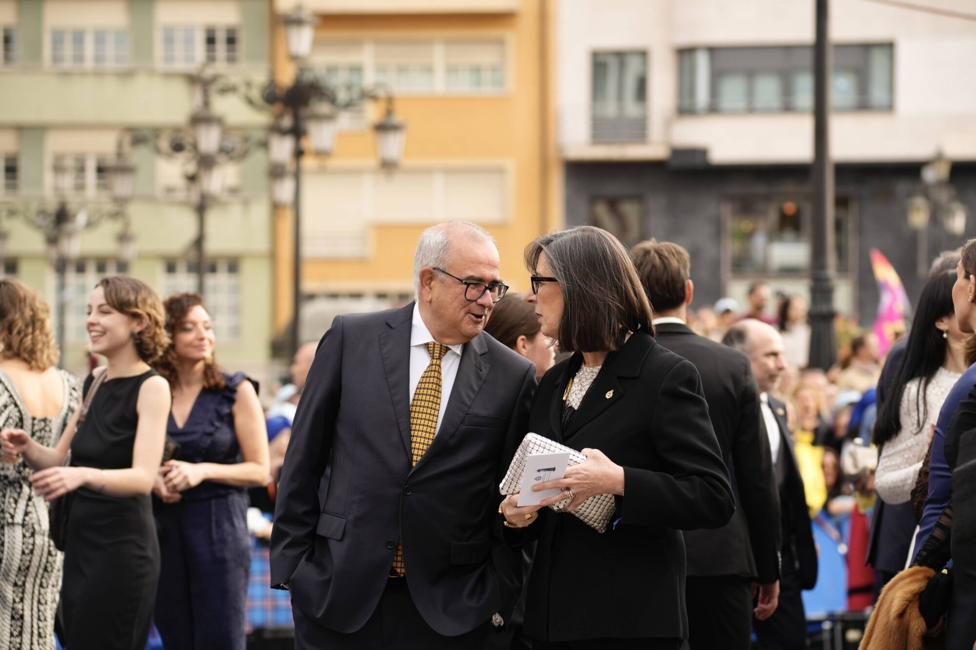 Así fue la llegada de los invitados a los premios "Princesa de Asturias" y su paso por la alfombra azul