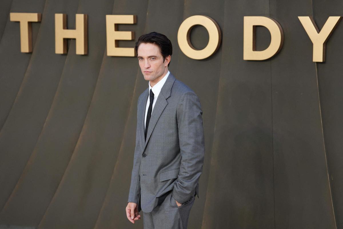 Robert Pattinson  en el estreno mundial de The Odyssey