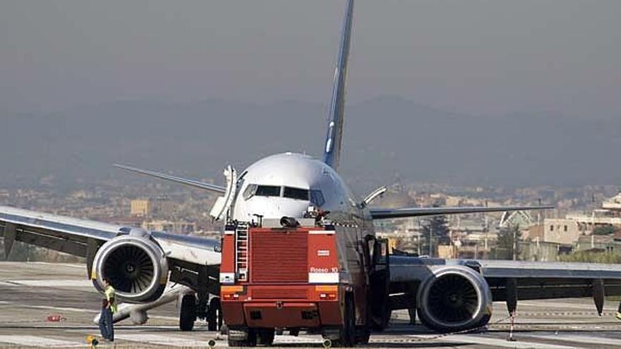 Estado en el que quedó el avión accidentado ayer en Roma