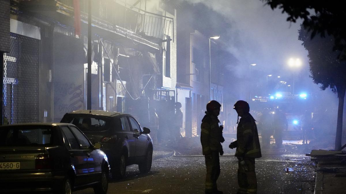 GALERÍA | La explosión de una vivienda en Valladolid, en imágenes