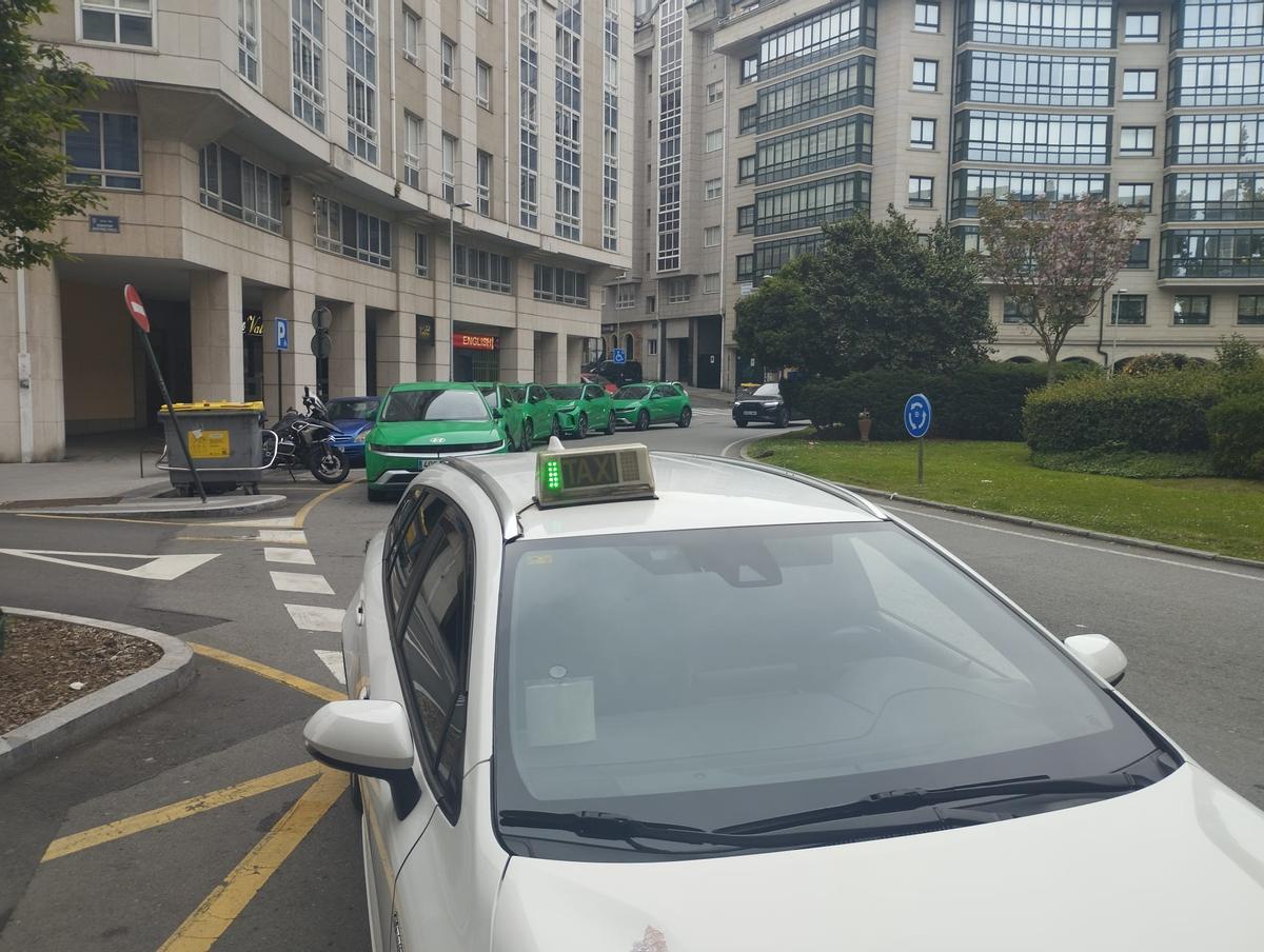 VTC en la parada de Matogrande